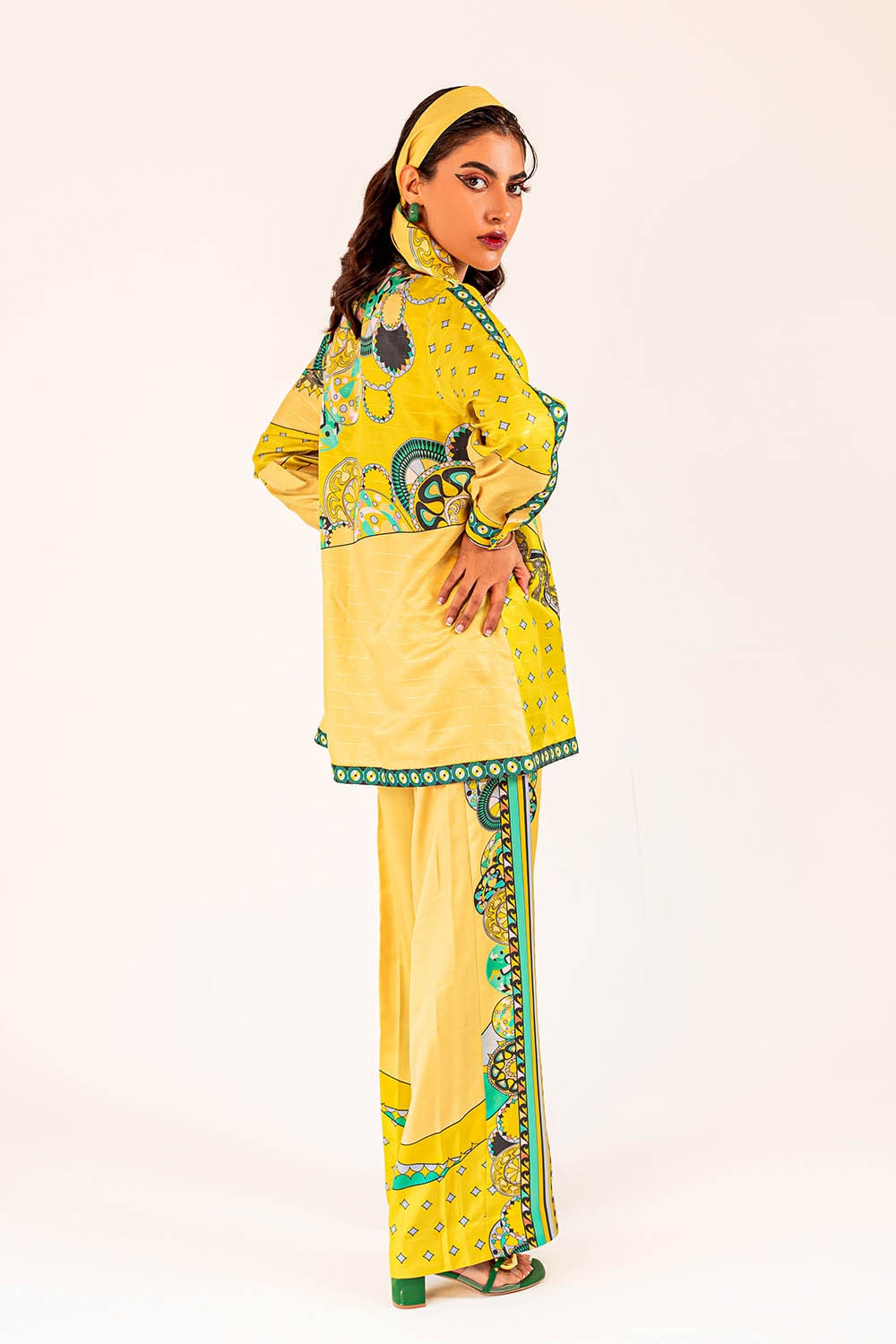 2 Piece Linen Unstitched Digital Printed Suit