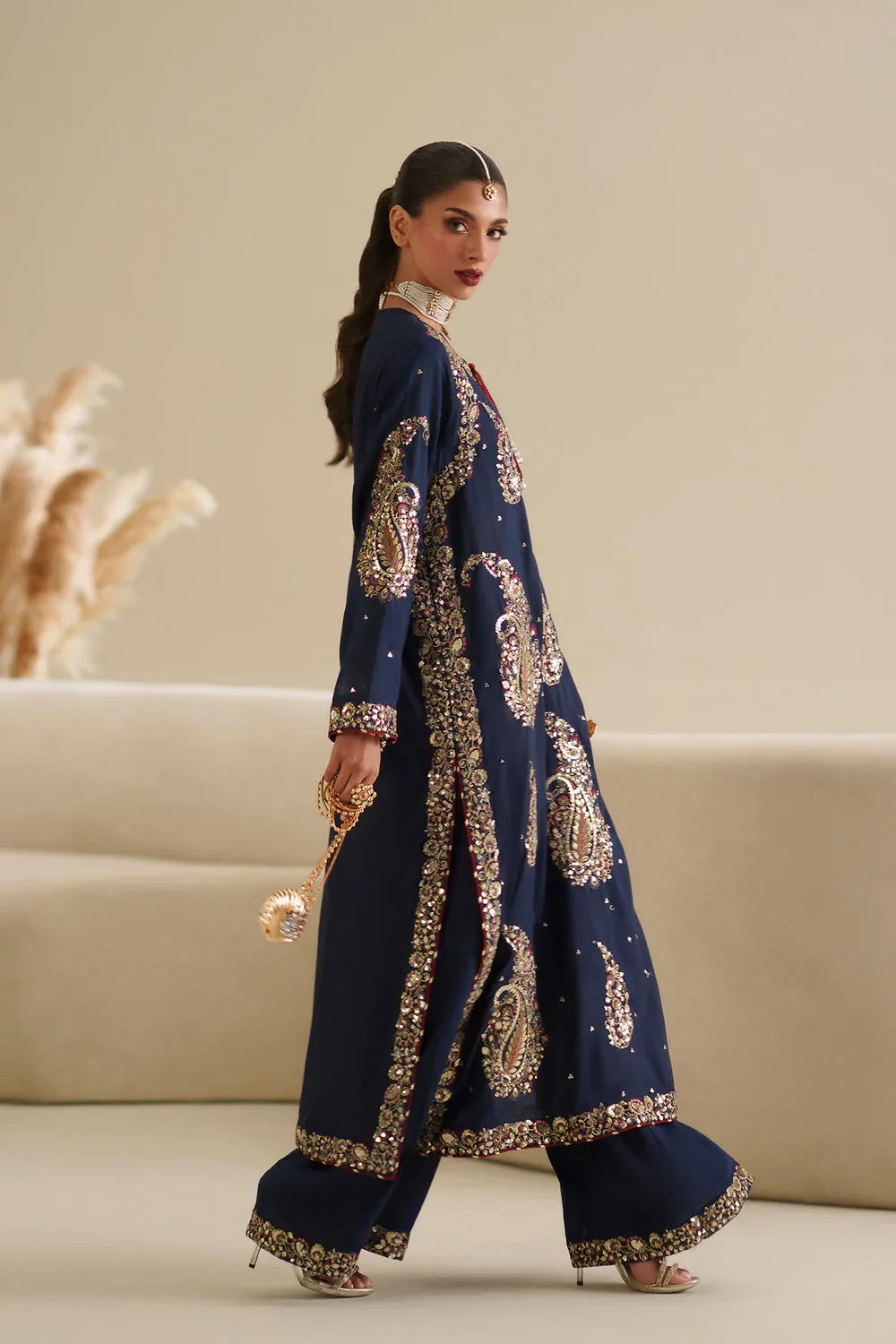 Ethnc – Midnight Navy Embroidered Kurta Style