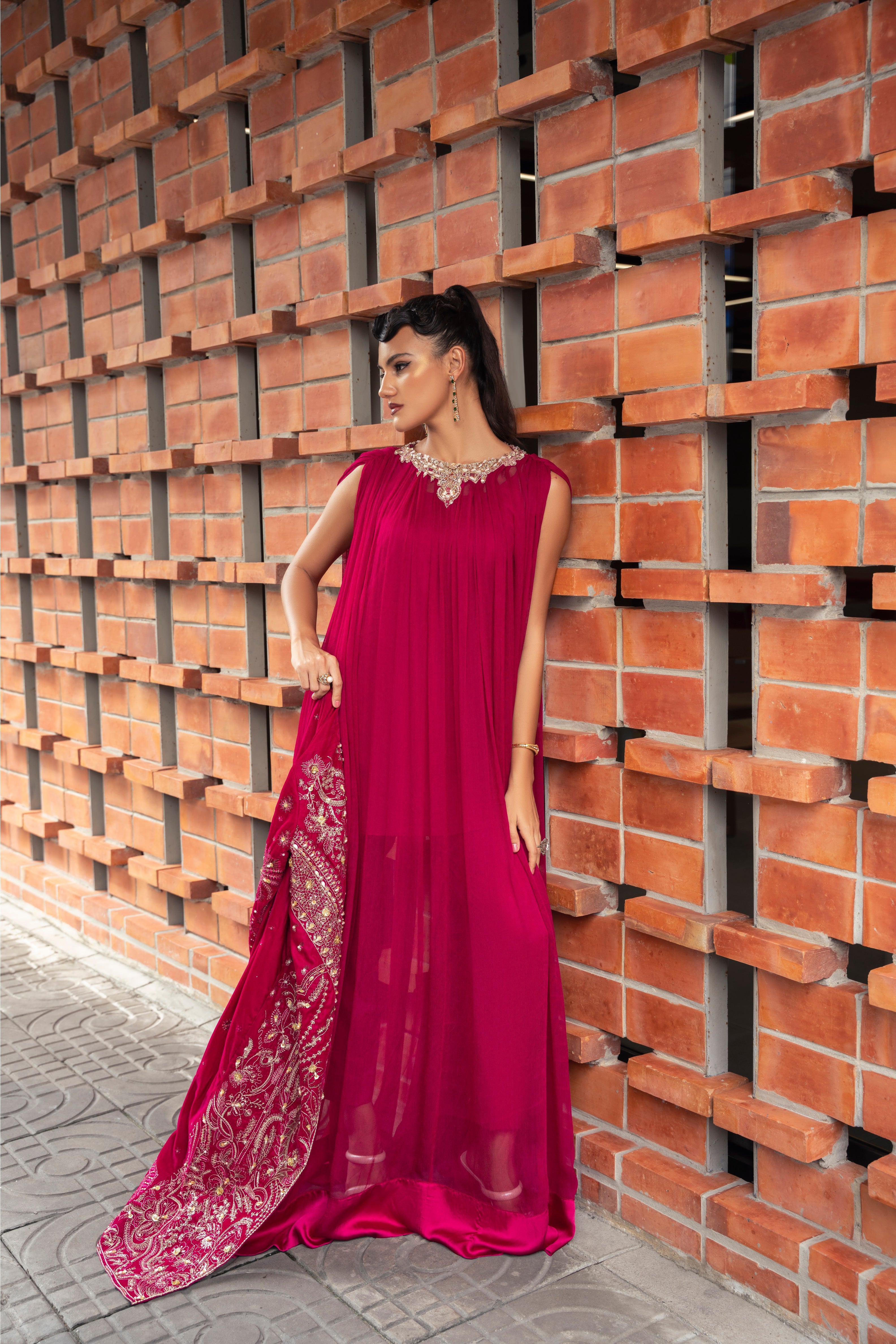 https://cdn.shopify.com/s/files/1/0523/4327/5696/files/eve-velvet-jacket-chiffon-inner-dress-mysie-3.jpg?v=1761061216