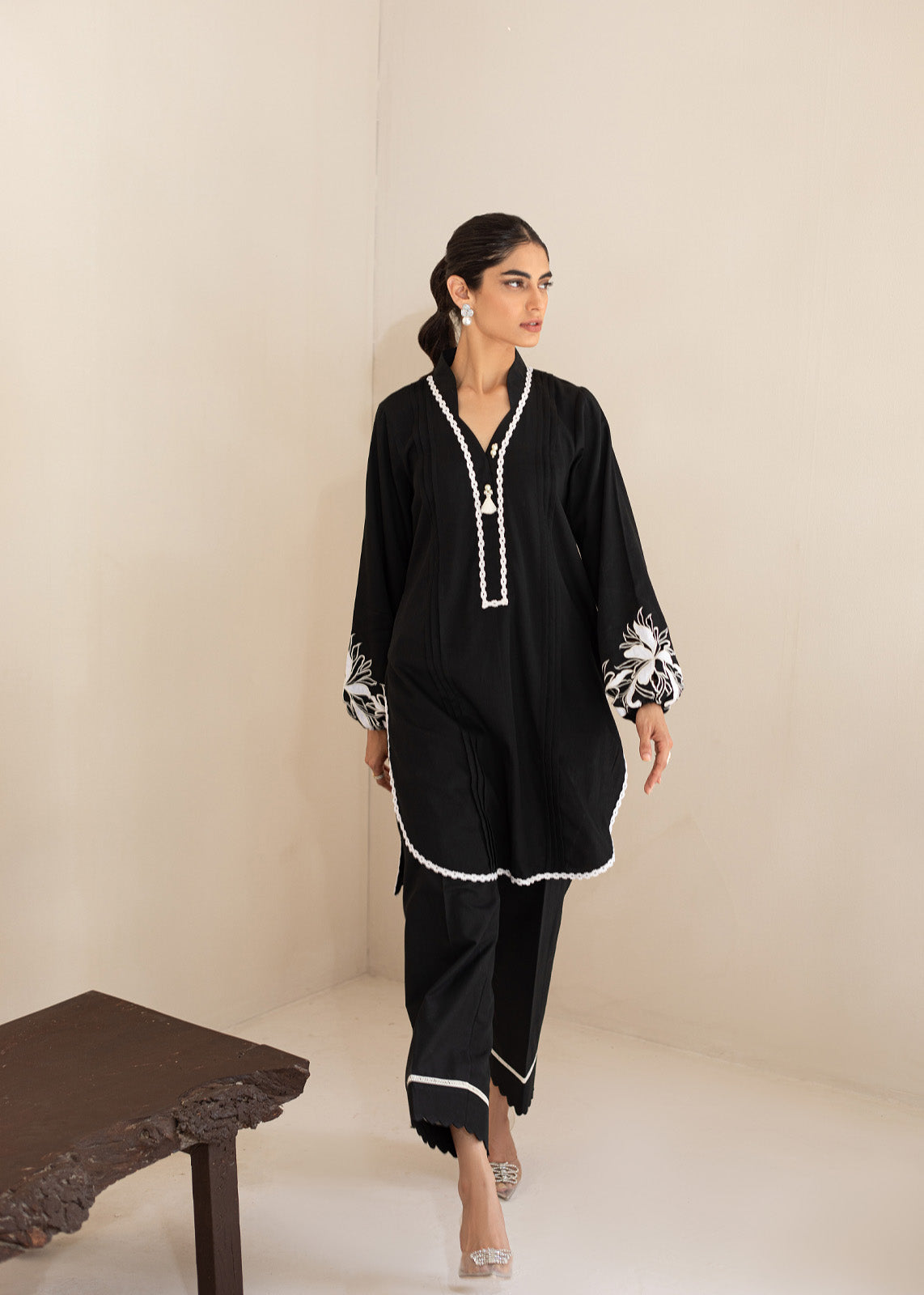 https://cdn.shopify.com/s/files/1/0412/9311/9639/products/ezel4.jpg?v=1755496420