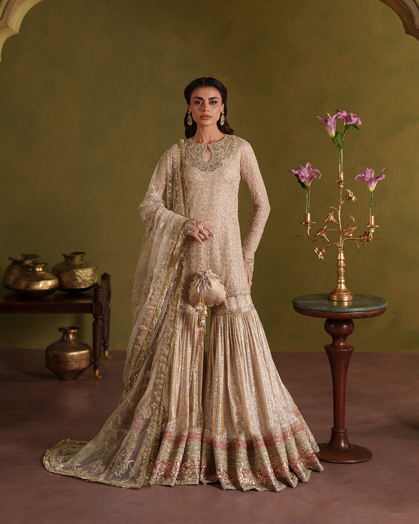 Faiza Saqlain – Asfoureh Style