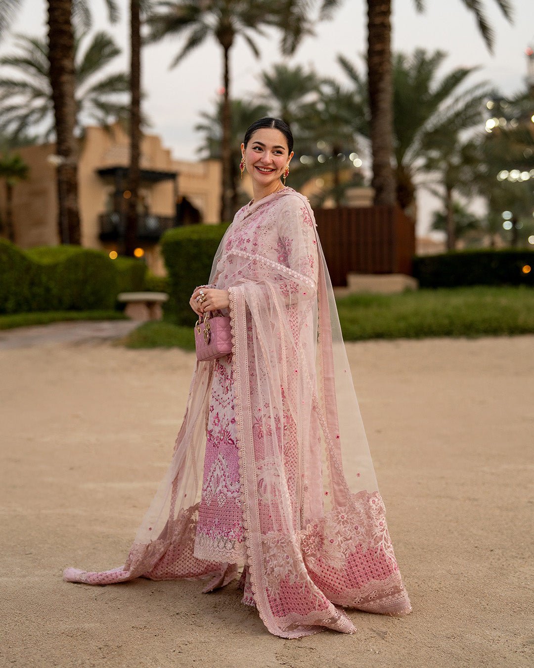 Faiza Saqlain – Lamija Style