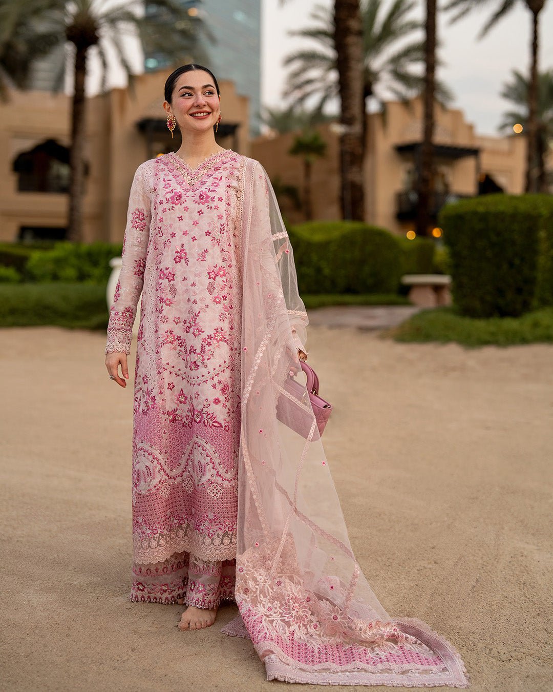 Faiza Saqlain – Lamija Style