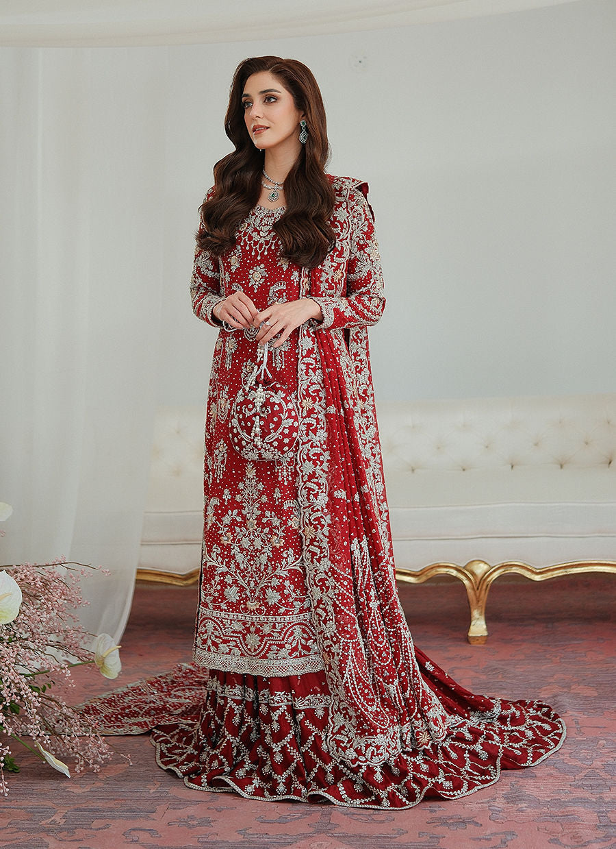 Farah Talib Aziz – Azrina Scarlett Style