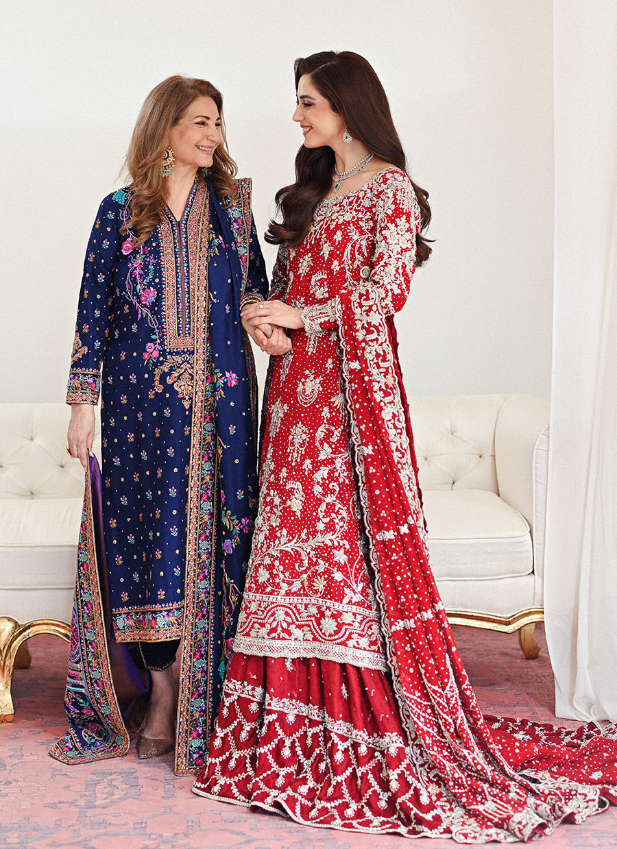 Farah Talib Aziz – Azrina Scarlett Style