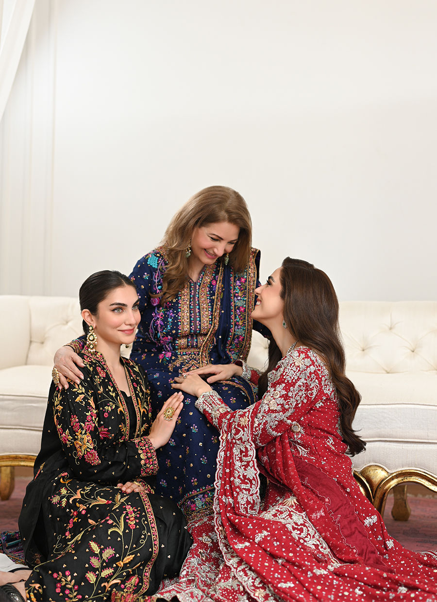 Farah Talib Aziz – Azrina Scarlett Style