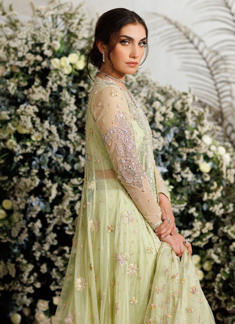 Farah Talib Aziz – Eliza Kiwi Style