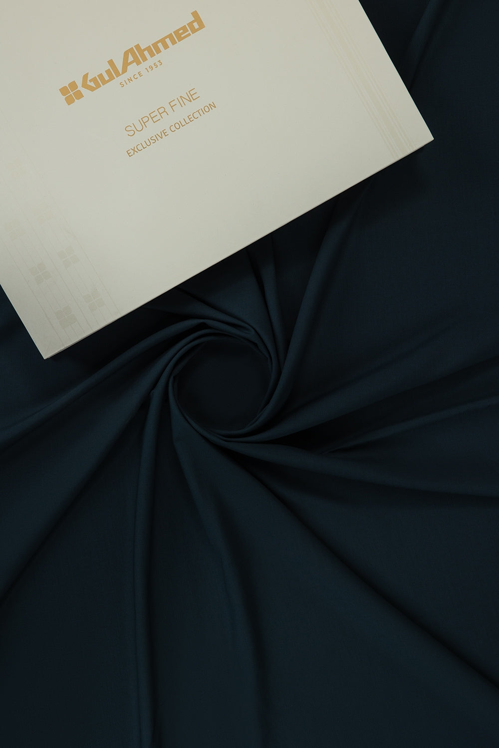 Faramond Unstitched Fabric Blended With Gift Box