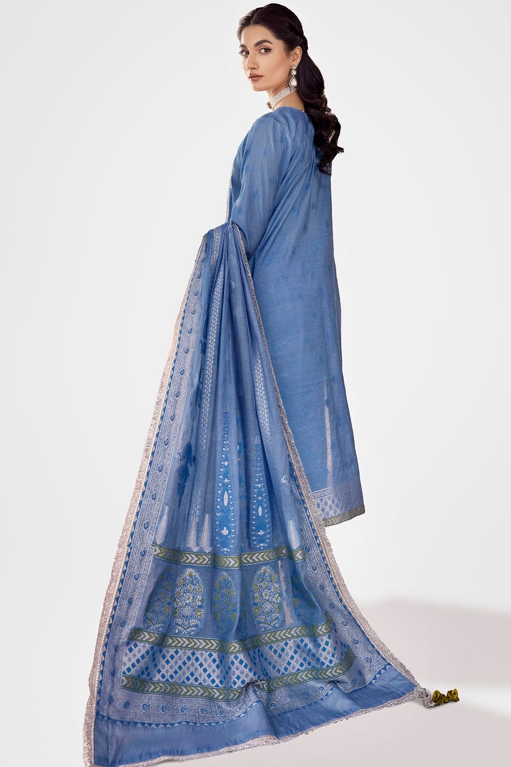 3 Piece Embroidered Jacquard Unstitched Suit With Jacquard Dupatta