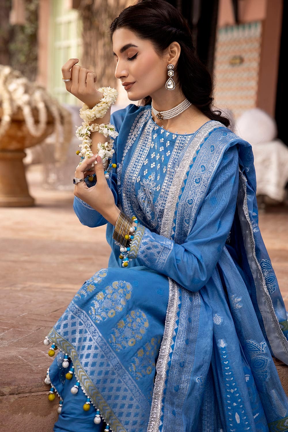 3 Piece Embroidered Jacquard Unstitched Suit With Jacquard Dupatta