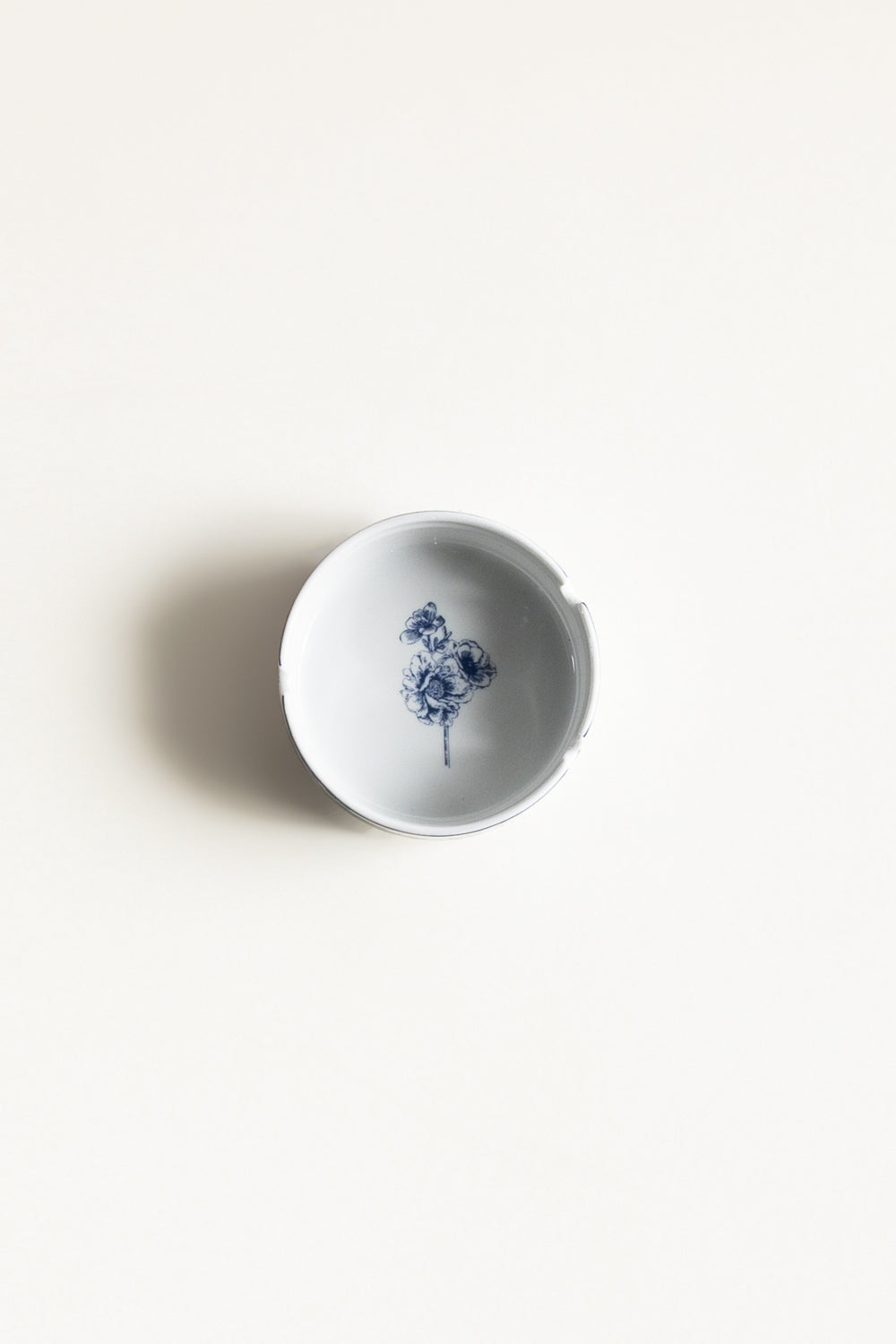 Floral Ashtray Round