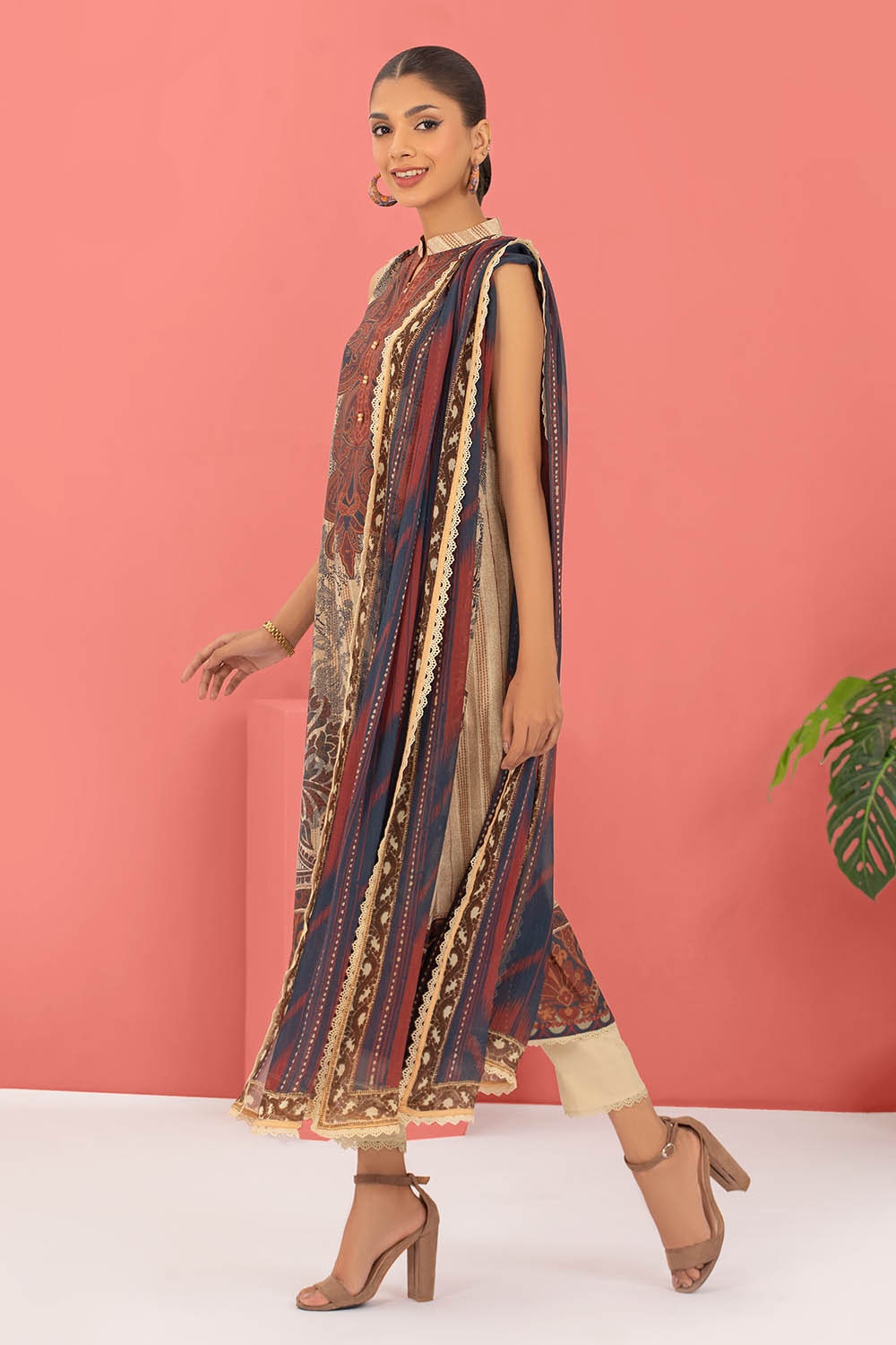 3 Piece Crepe Silk Unstitched Suit