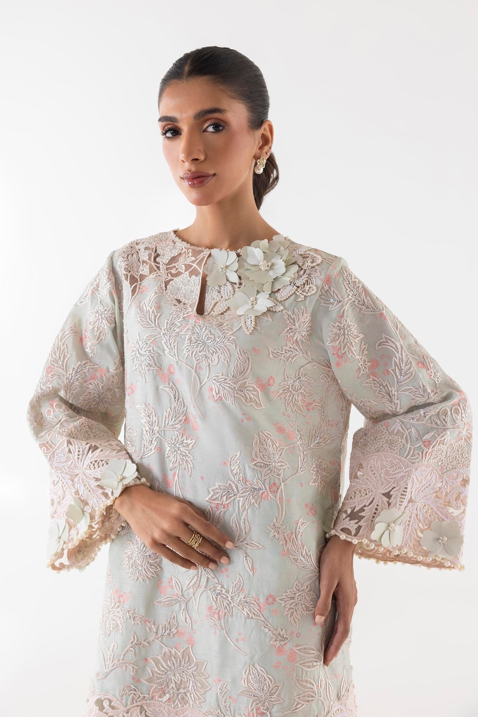 EMBROIDERED LAWN UF-4408