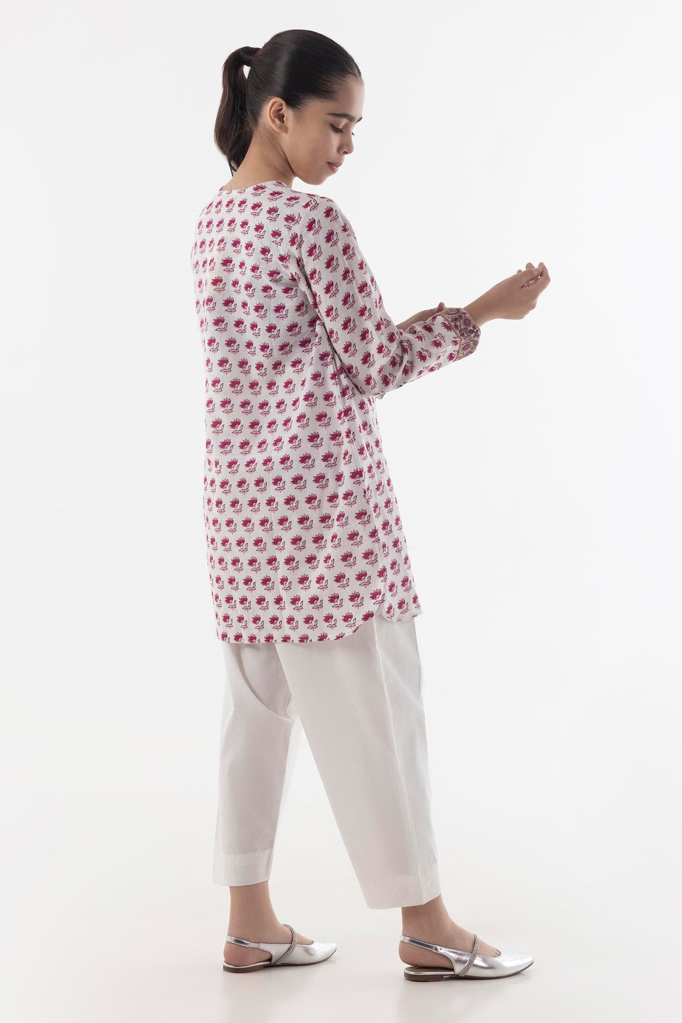 https://cdn.shopify.com/s/files/1/0740/1753/8280/files/fw24gbsp108_2.jpg?v=1756731563