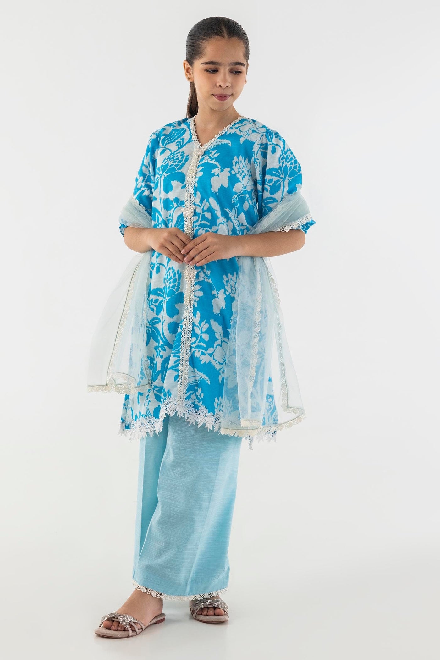 https://cdn.shopify.com/s/files/1/0740/1753/8280/files/fw24gsge213_1.jpg?v=1756732788