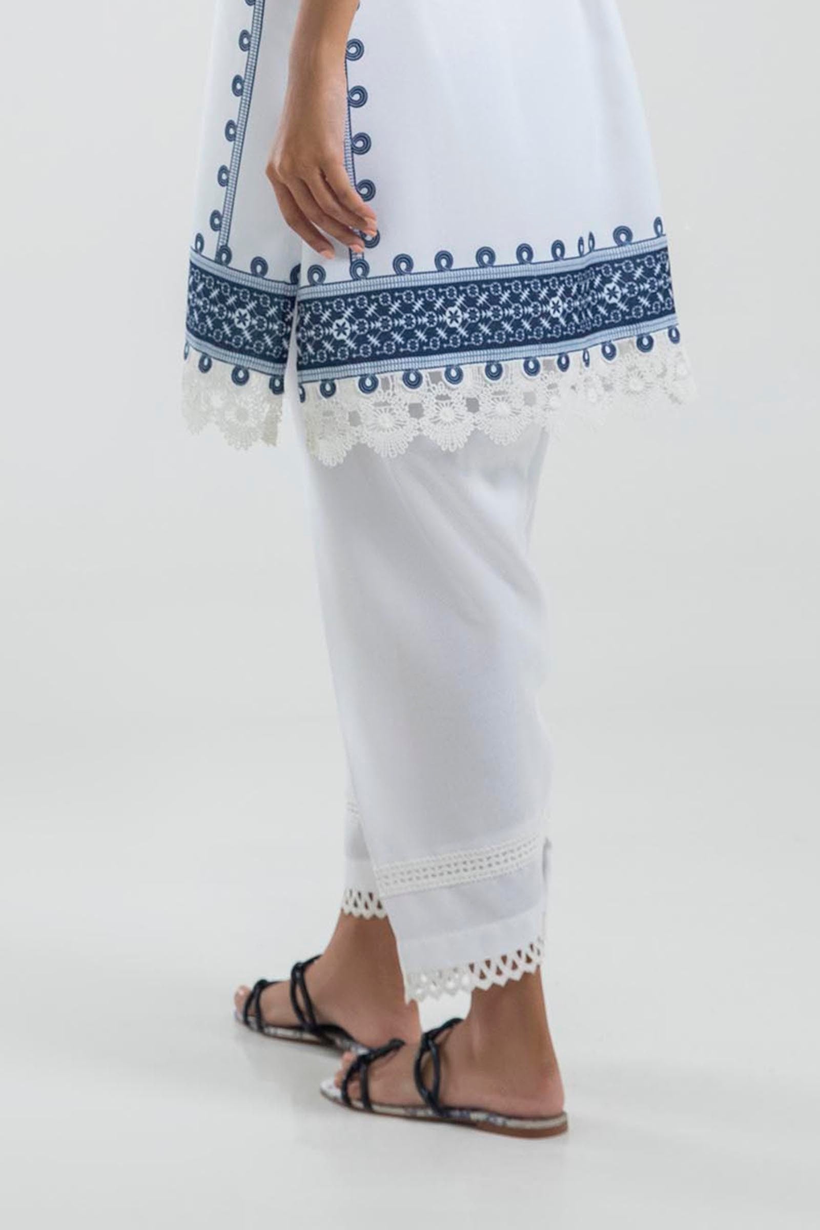 AJSW-07 EMBROIDERED LAWN SILK 3 PCS