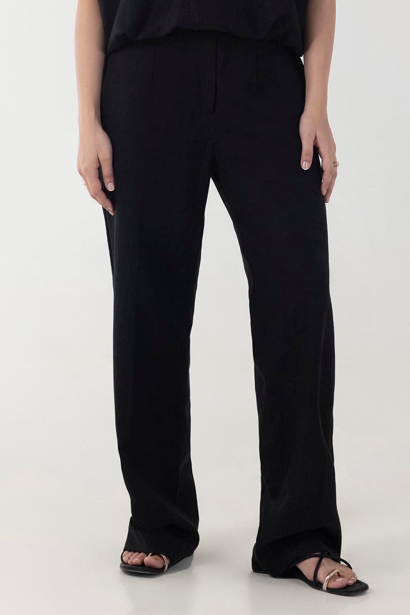 https://cdn.shopify.com/s/files/1/0740/1753/8280/files/fw24wtr018_2.jpg?v=1756732669