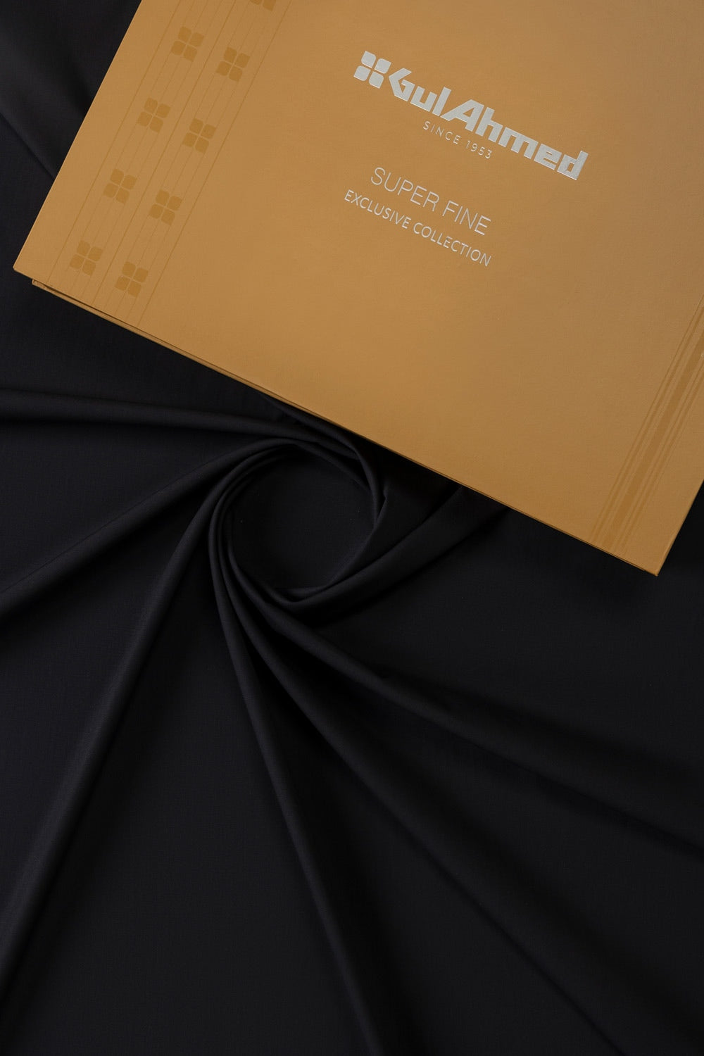 https://cdn.shopify.com/s/files/1/0706/3253/8159/files/gini_gold_unstitched_fabric_blended_with_gift_box-dark_grey_4.jpg?v=1758383513