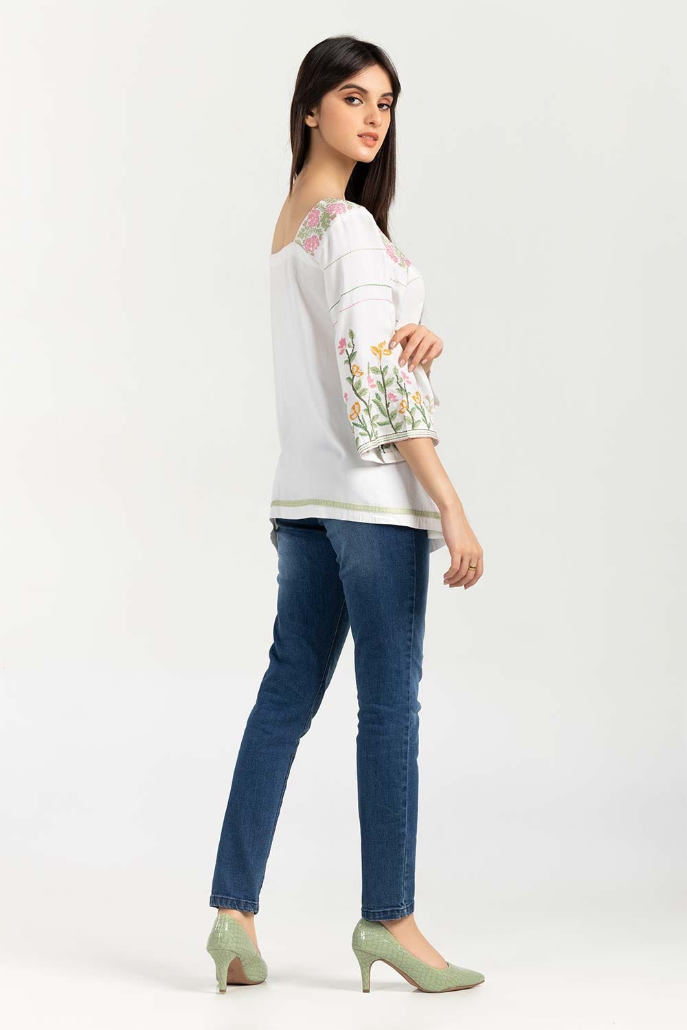 Embroidered Twill Viscose Kurti