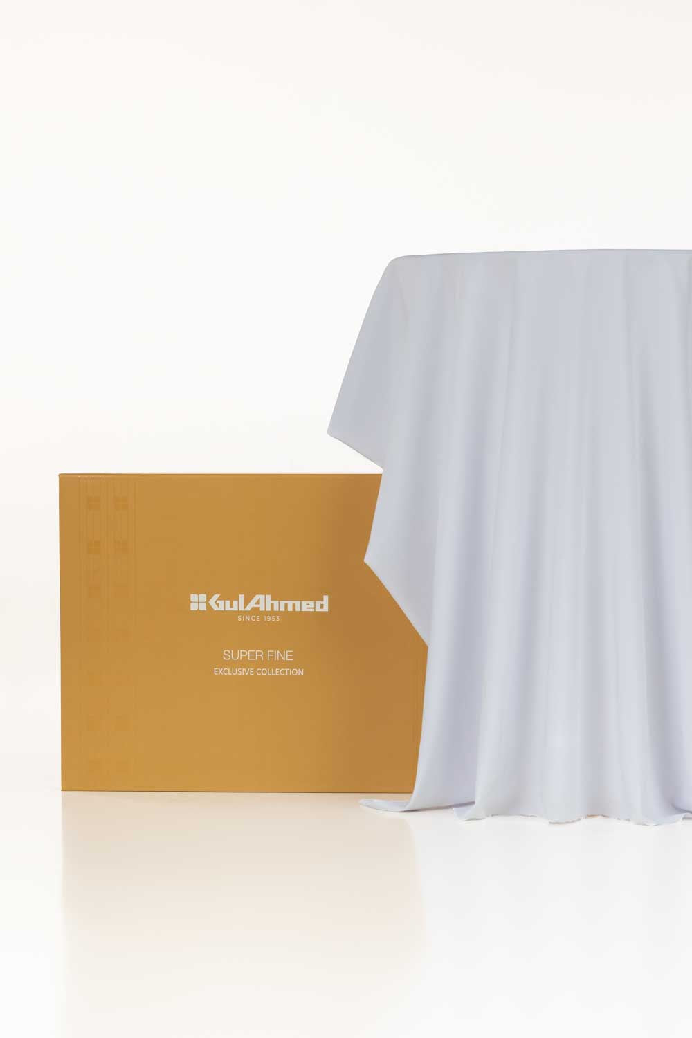 Goldmine Unstitched Fabric Blended With Gift Box