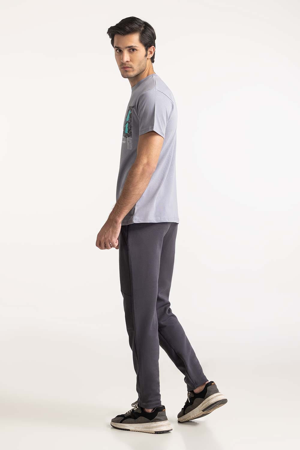 https://cdn.shopify.com/s/files/1/0706/3253/8159/files/graphic_tee_ts-cnsj24-137_3.jpg?v=1758455713