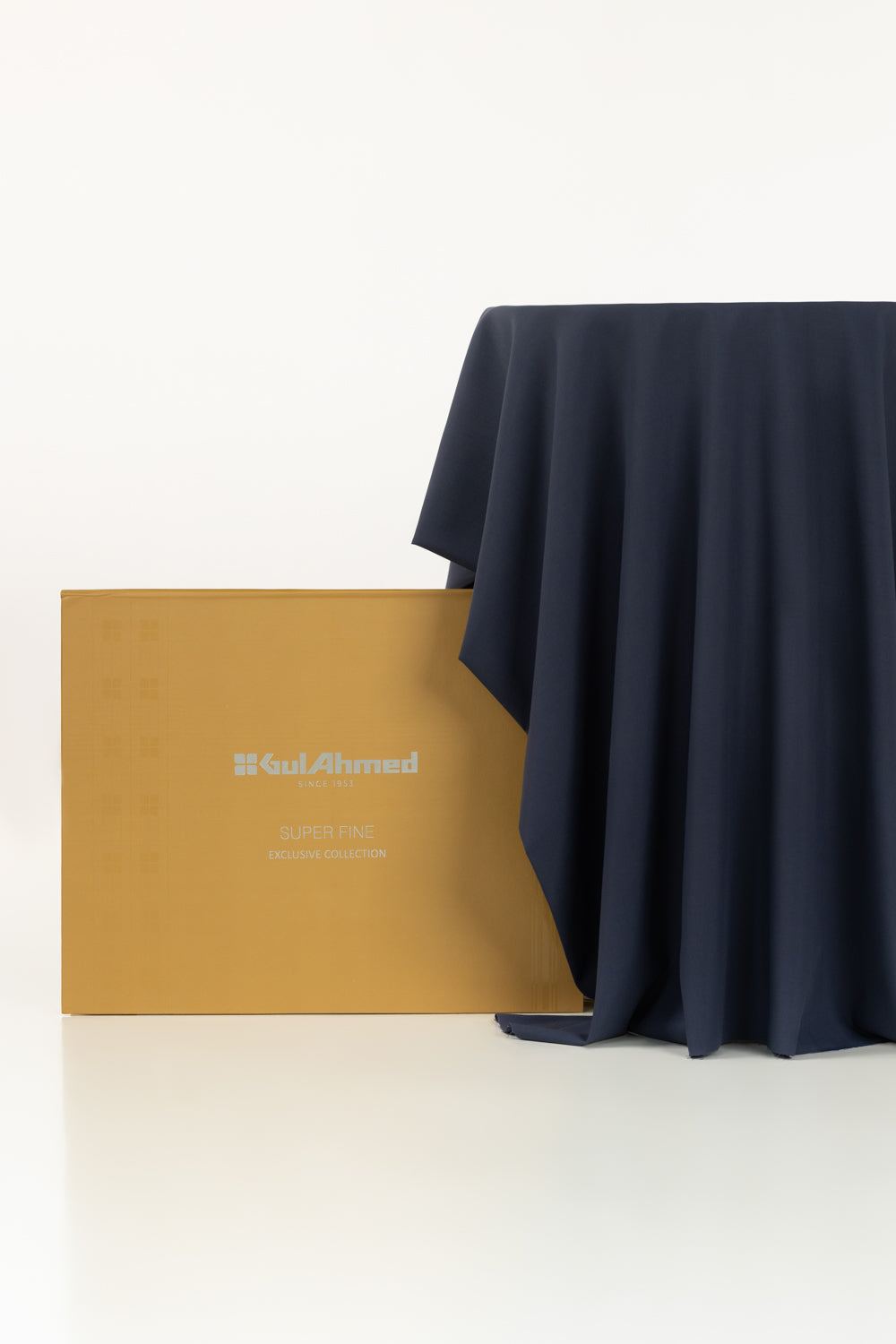 Gul 900 Blue Bell Unstitched Fabric Blended With Gift Box