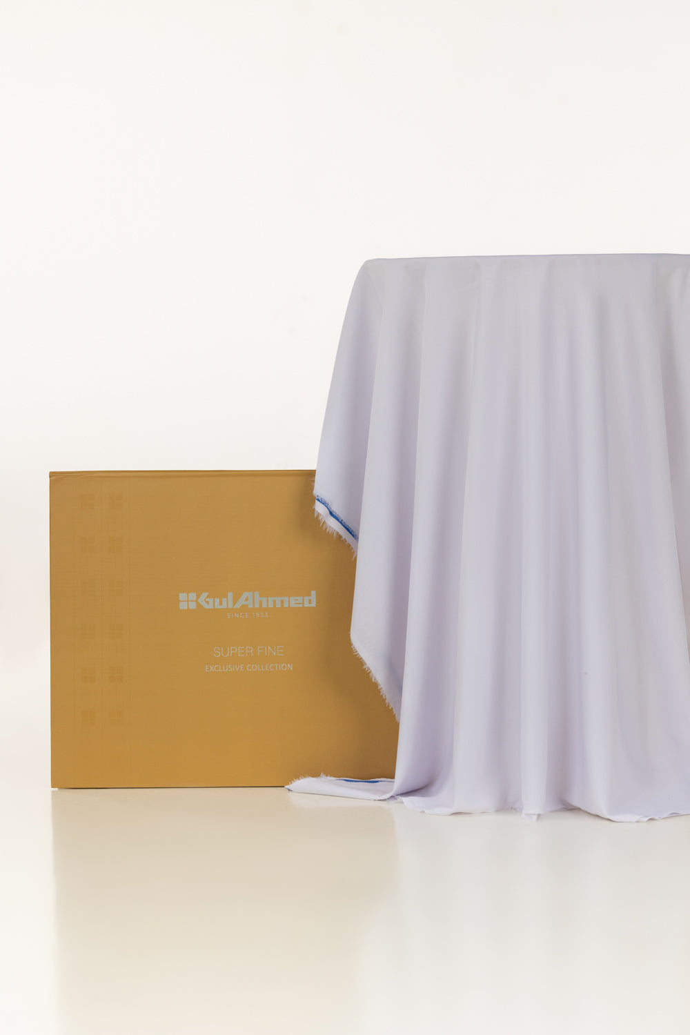 Gul 900 Blue Bell Unstitched Fabric Blended With Gift Box
