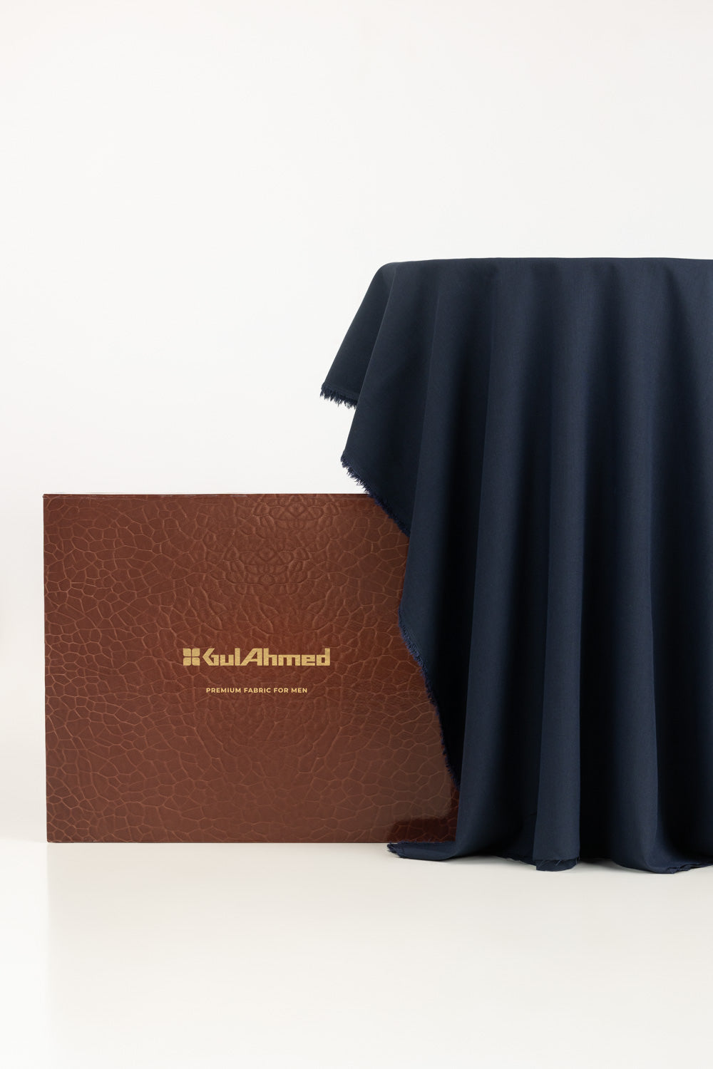 Gul 900 Fusion Unstitched Fabric Blended With Gift Box