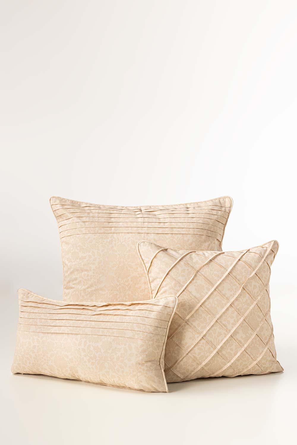 Gul Bahar T-150 Euro Sham Cushion Cover
