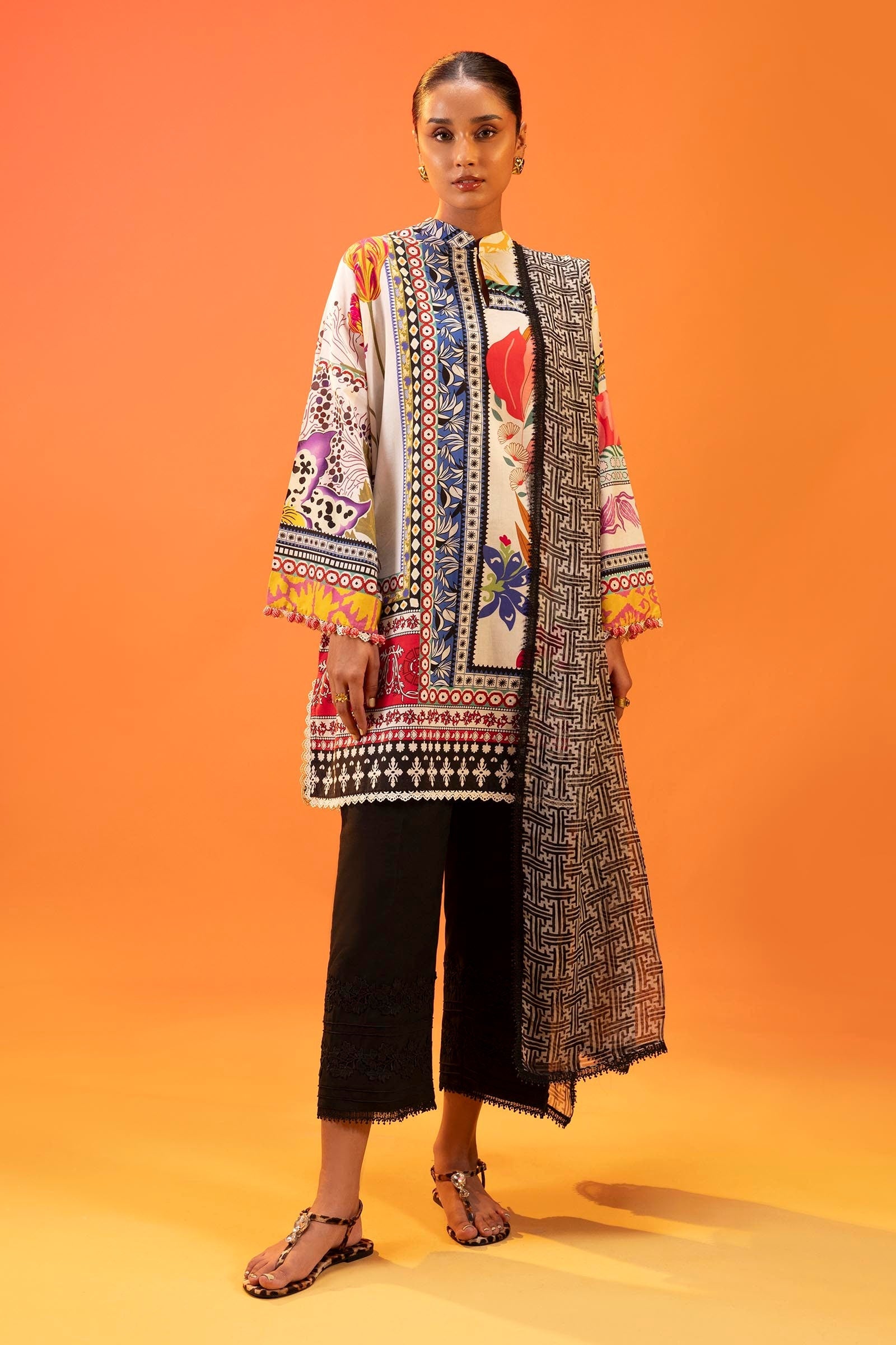 Unstitched Lawn 2 Piece Suit