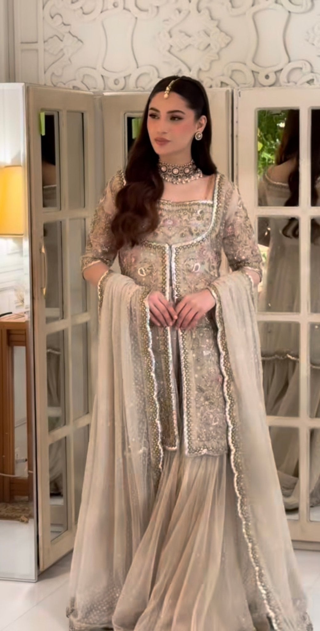 Haris Shakeel – Aleena Khan Champagne Onion Pink Style