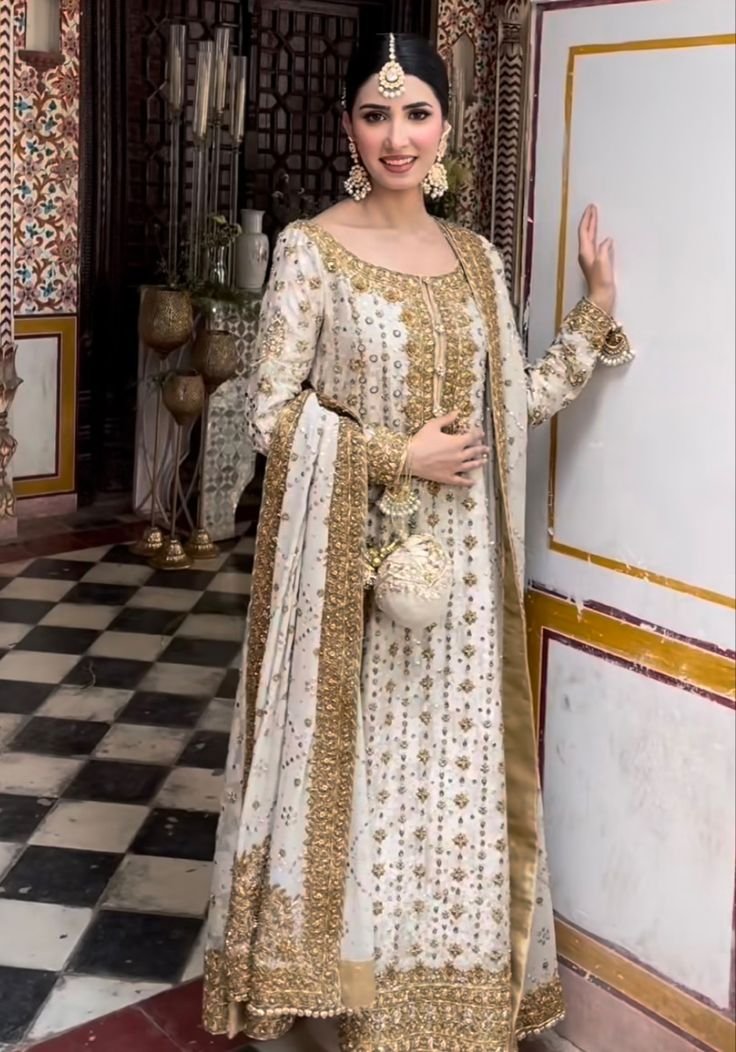 Haris Shakeel – Ivory White Style