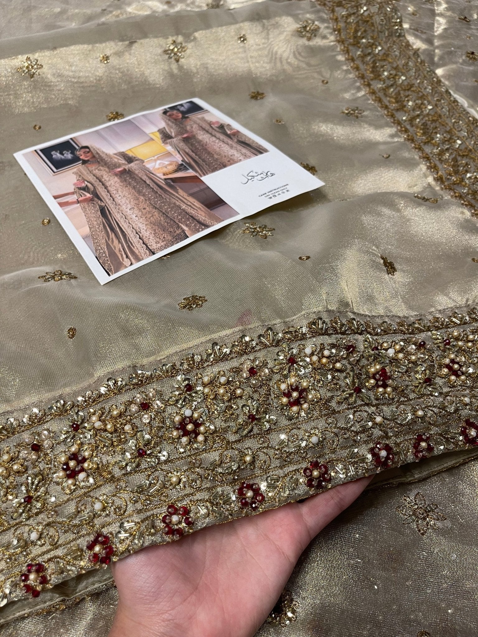 Haris Shakeel – Maharani Ivory Gold Style