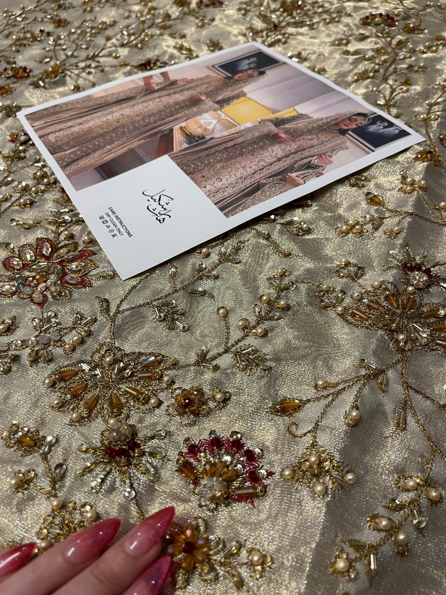 Haris Shakeel – Maharani Ivory Gold Style