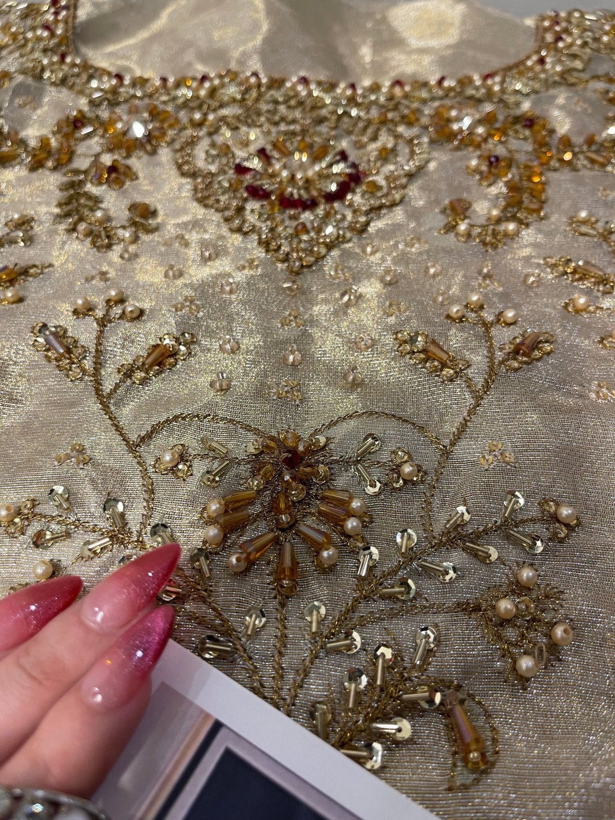 Haris Shakeel – Maharani Ivory Gold Style