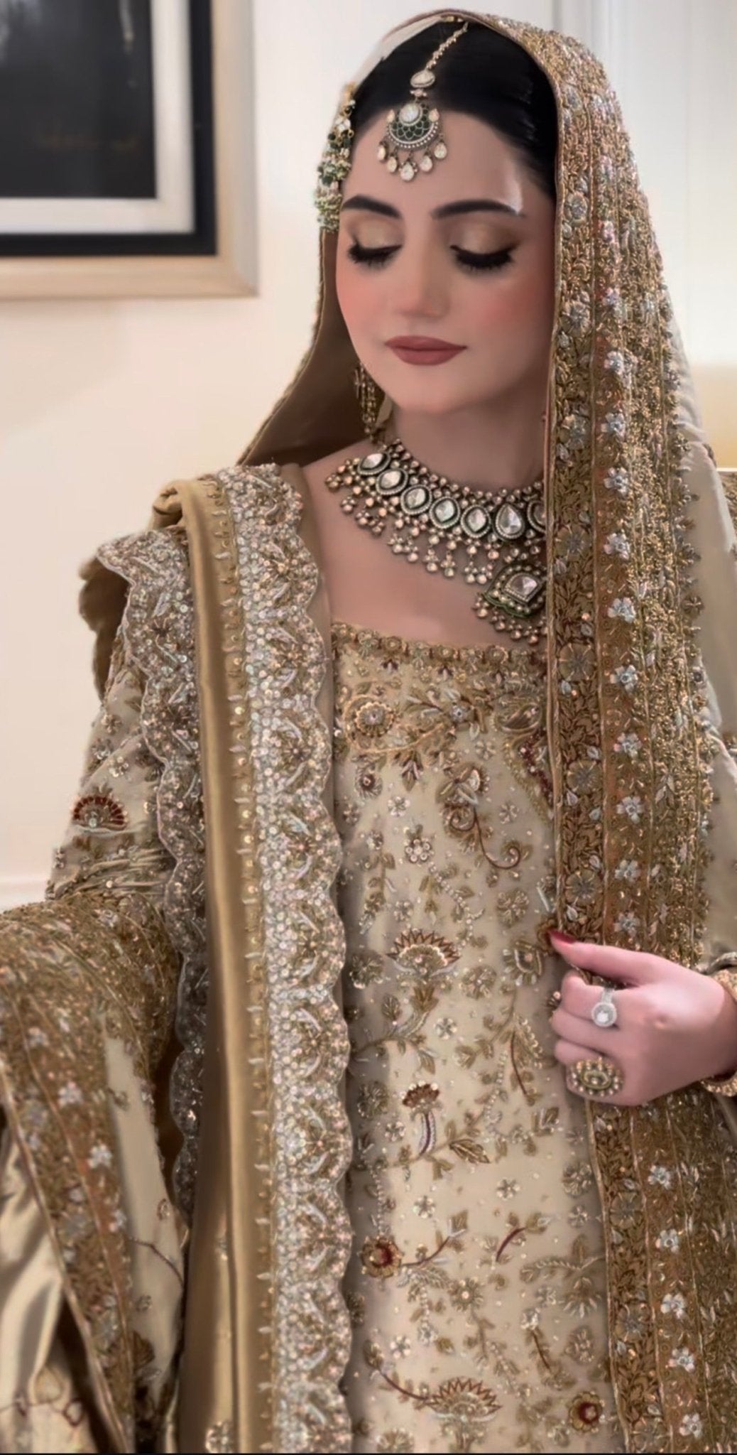 Haris Shakeel – Maharani Ivory Gold Style