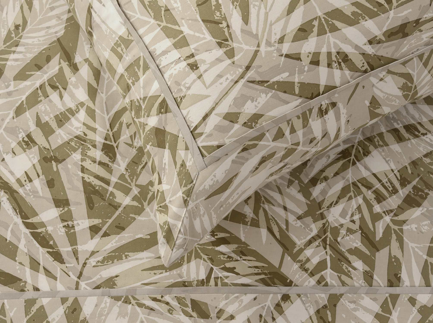 Hatchleaf T-200 Quilt Cover Set