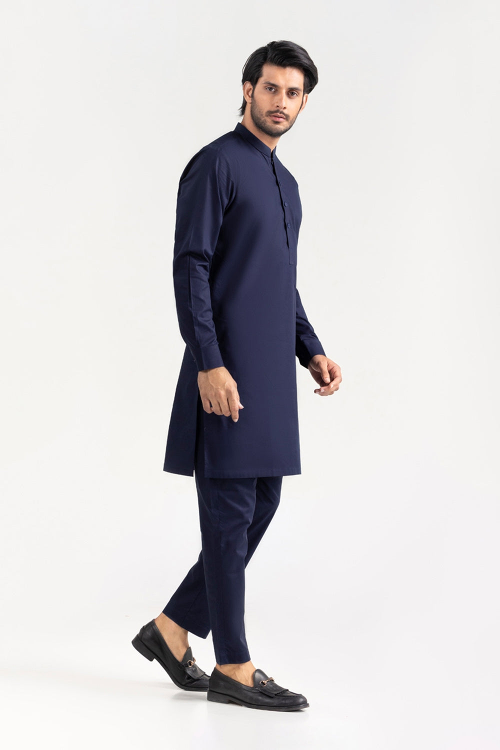 https://cdn.shopify.com/s/files/1/0706/3253/8159/files/horizon-latha-unstitched-fabric-cotton-navy-blue-fullshot-side1.jpg?v=1758382037