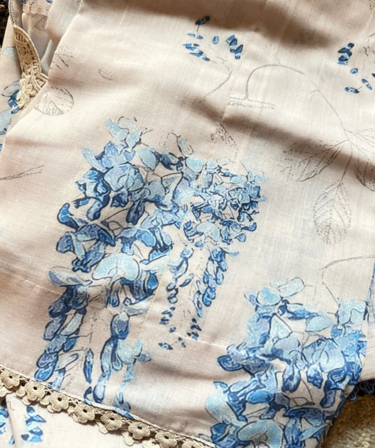 https://cdn.shopify.com/s/files/1/0580/8010/0412/files/humadilnawaz-azure-breeze-06.jpg?v=1770747951