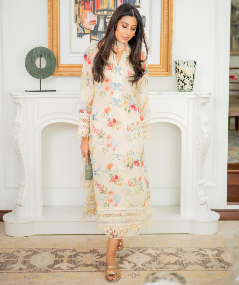 https://cdn.shopify.com/s/files/1/0580/8010/0412/files/humadilnawaz-bows-and-bell-flowers-02.jpg?v=1770749407