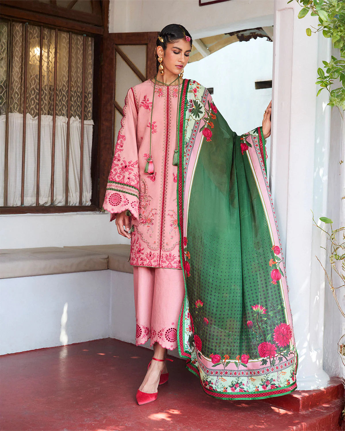 Hussain Rehar – Pink & Sea Green Style