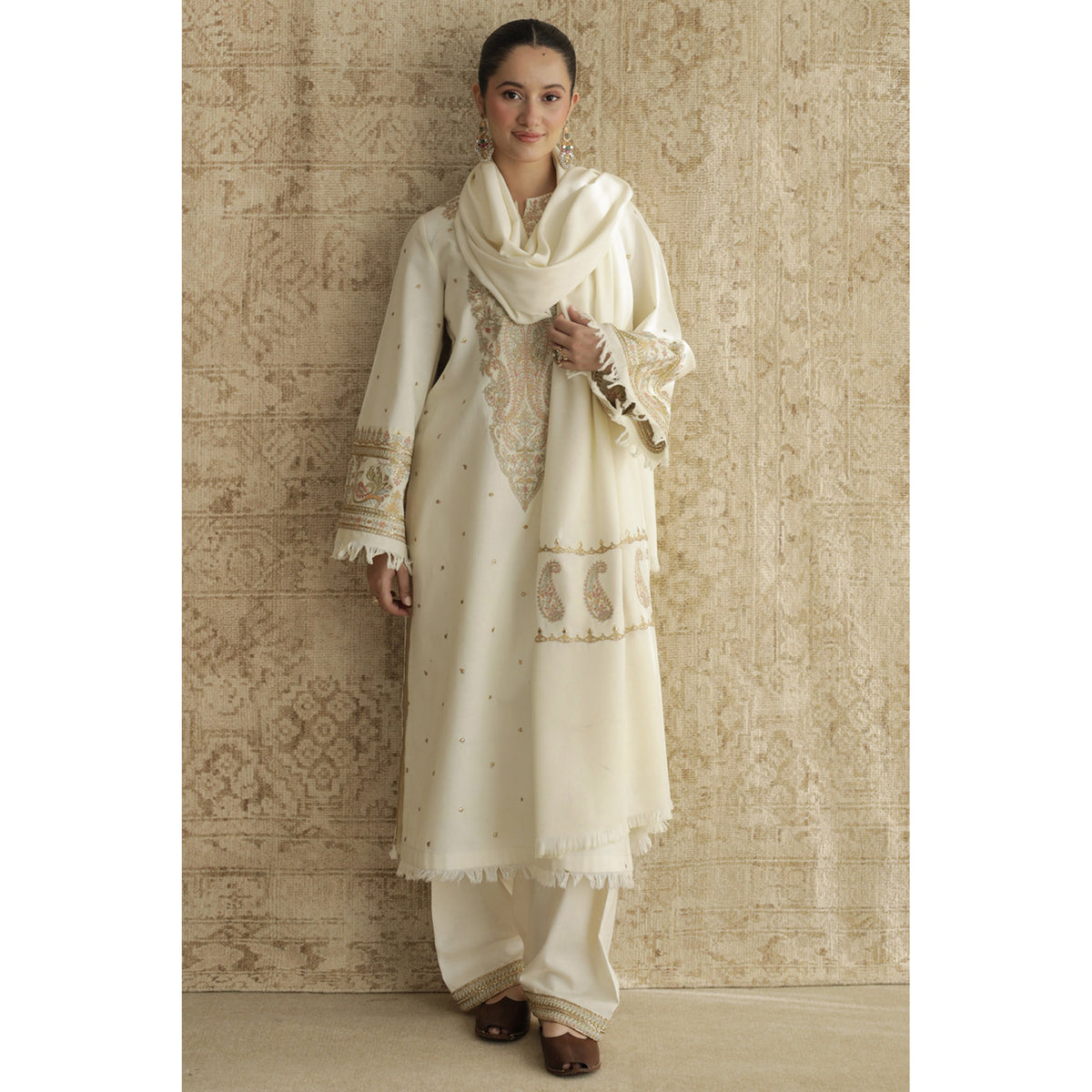 Ivory Outfit