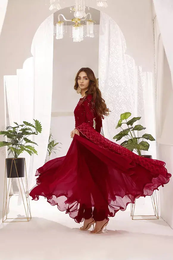 Ella – Red