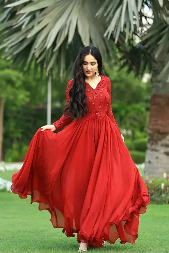 Ella – Ayezah Awan