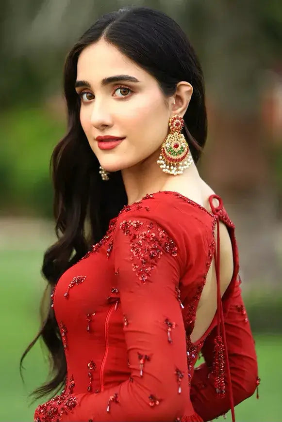 Ella – Ayezah Awan
