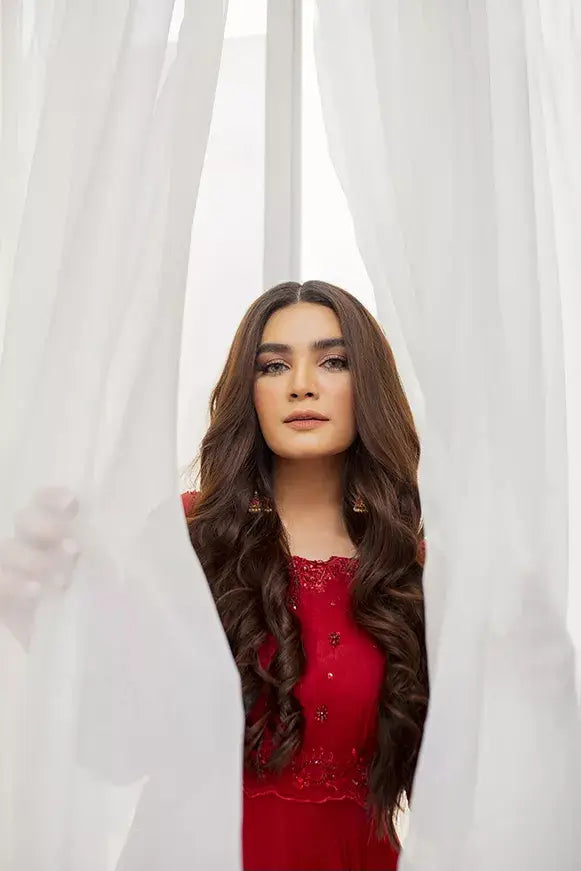 Ella – Kiran Haq