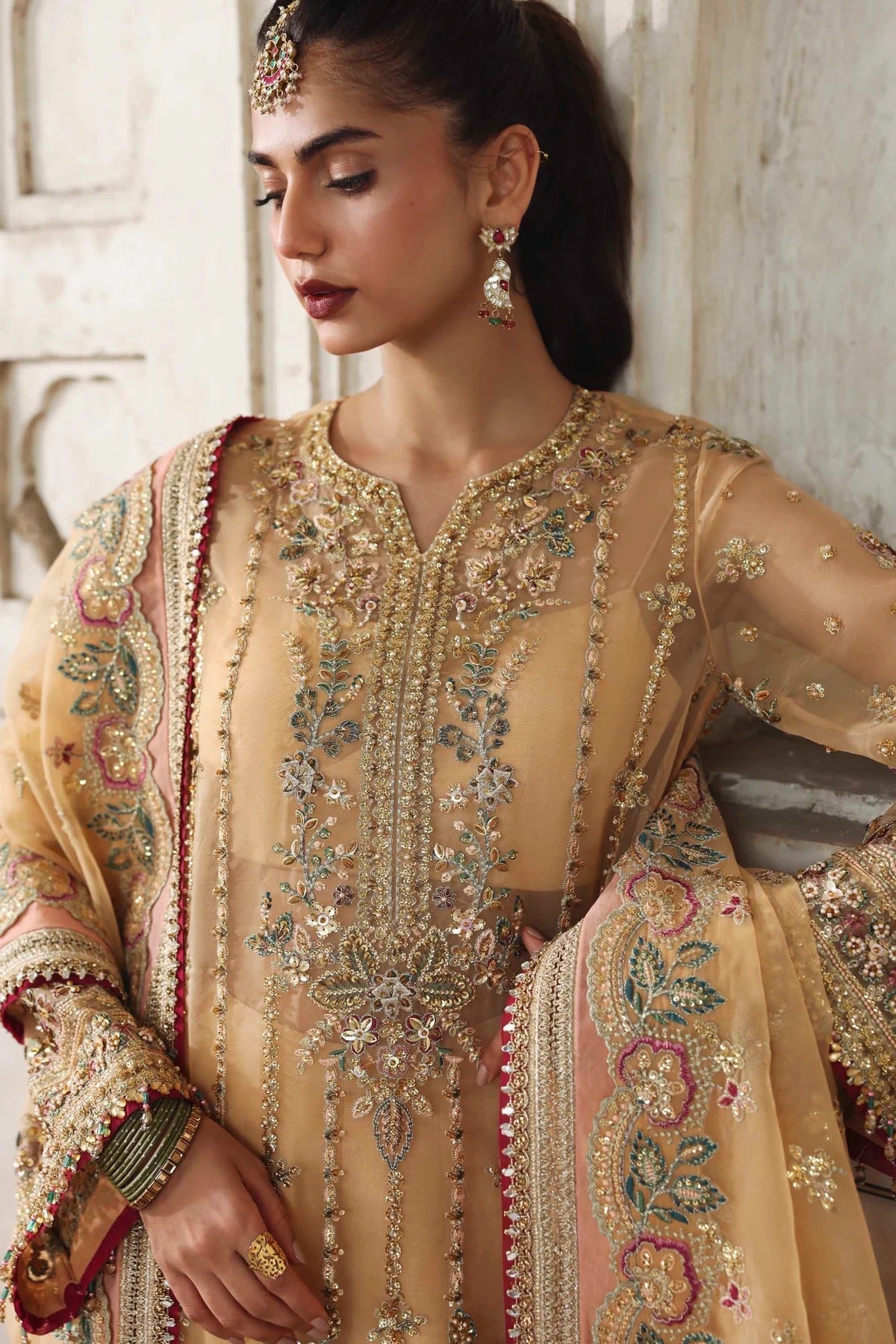 Akbar Aslam – Mishil Style