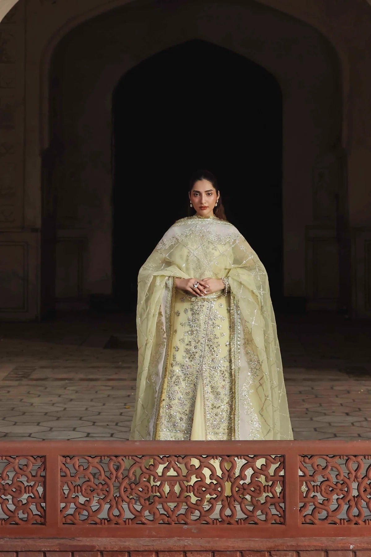 Akbar Aslam – Mehro Style