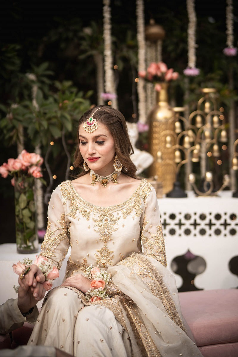 Maha Wajahat – Zohra Style