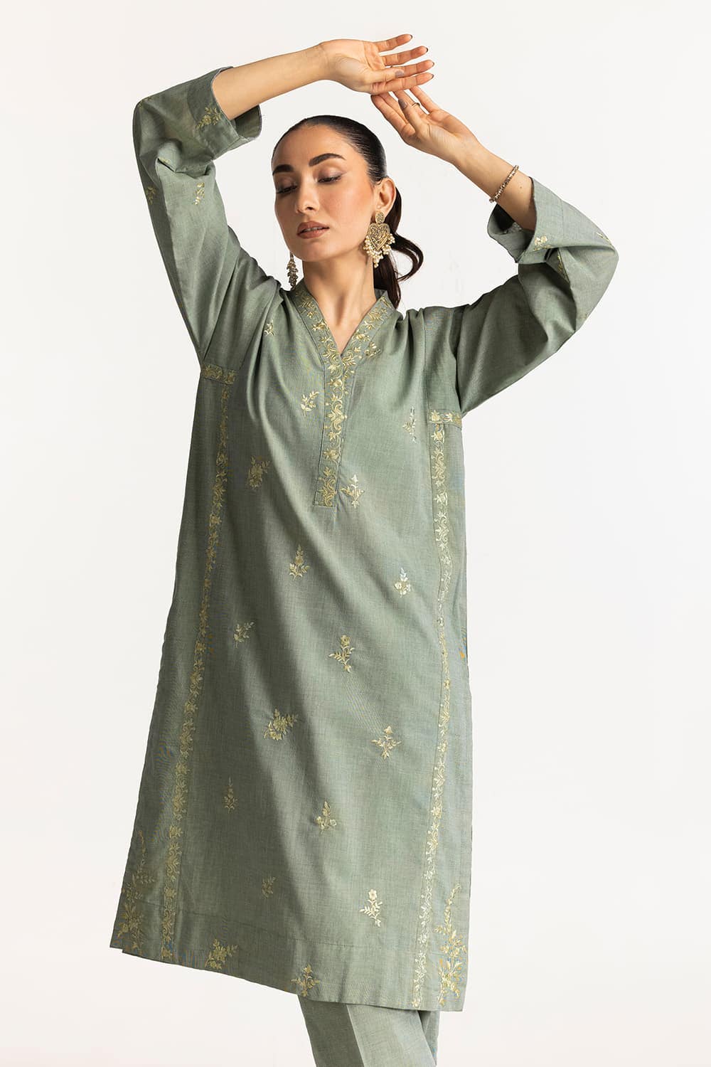 Yarn-dyed Embroidered Co-Ord Set